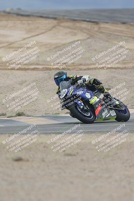 media/Sep-21-2025-Race Pace (Sun) [[98bf33ef95]]/Non Verified/1-Turns 9 and 10 (8am)/